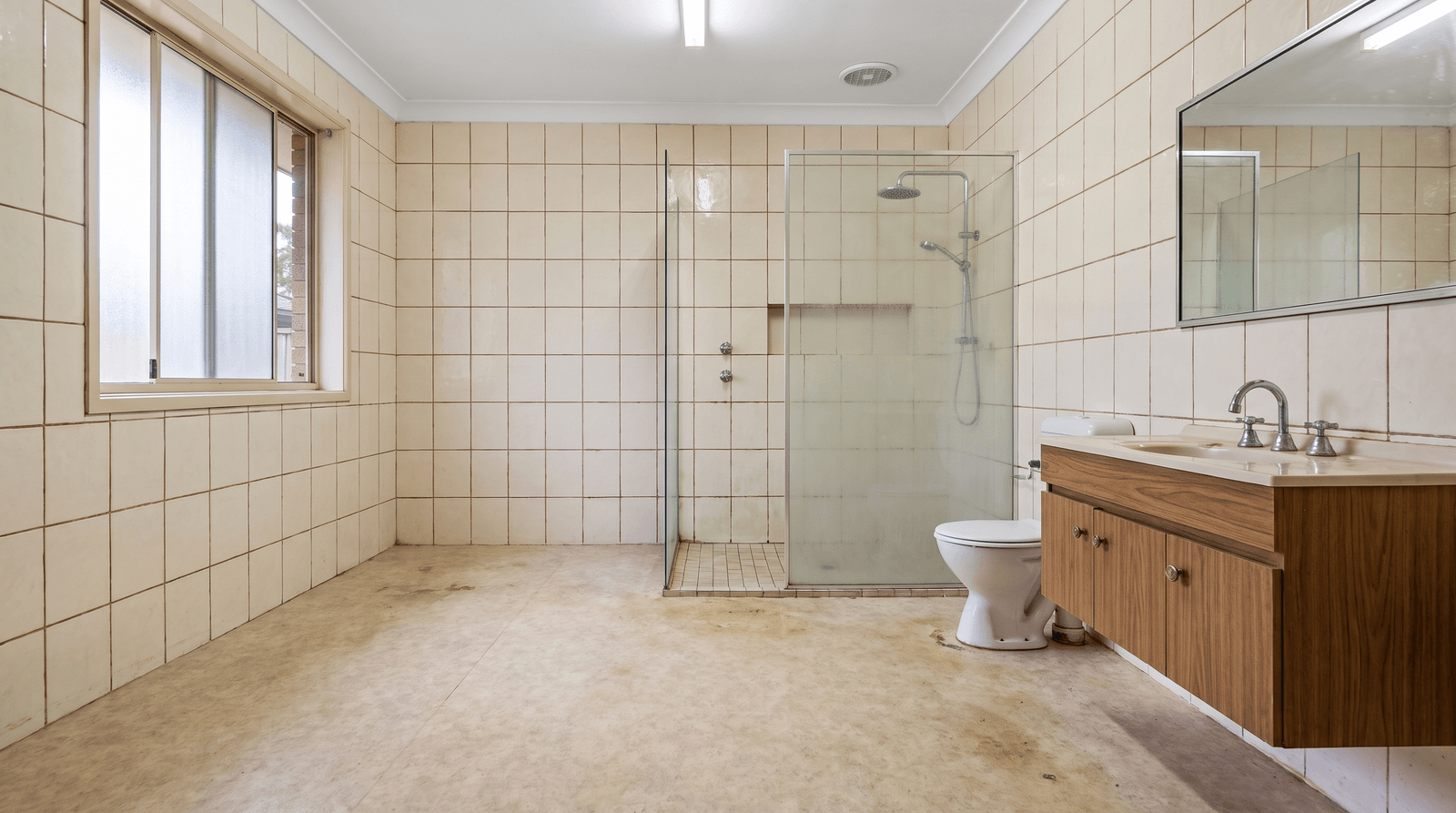 Bathroom renovation before